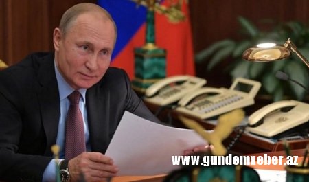 Putin bir fərmanla 87 nəfərə general rütbəsi verdi
