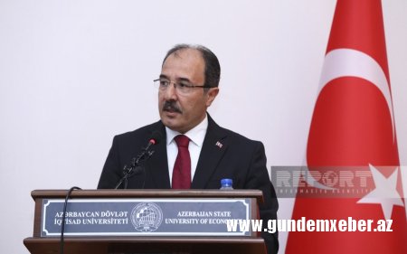 Cahit Bağçı: Mövcud olduğumuz bütün ölkələrdə bayrağımız sülhün təminatıdır