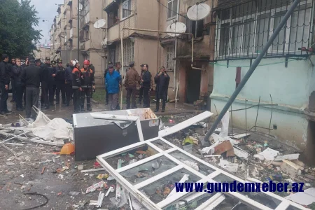 Partlayışda zərər çəkən qadın: "Yuxuda idim, bir də ayıldım ki, otağın tavanı üzərimə düşüb"