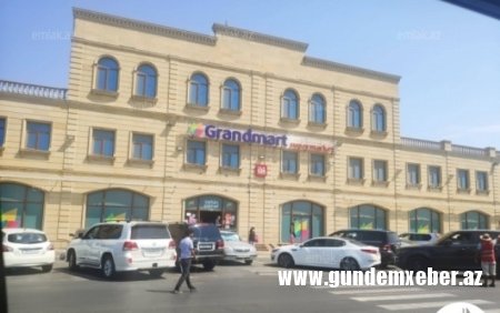 Novxanı “Grandmart” supermarketində Ərəbzəngi peyda olub: Vətəndaşın nə özünə hörmət qoyurlar, nə verdiyi pula...