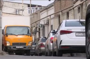 Bakıda iki böyük prospekti birləşdirən yol acınacaqlı vəziyyətdə - VİDEO