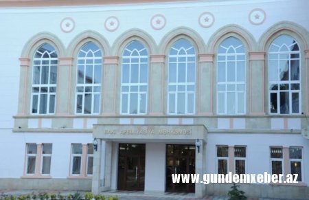 Qazi dövlət hesabına vəkillə təminatına ərizə verdiyinə görə (də!) cərimələnib