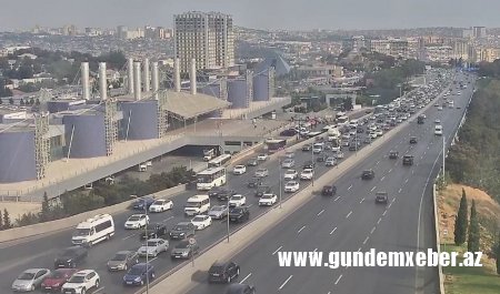 Bakının 3 prospektində tıxac yarandı