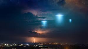 Pentagonun yayımlamadığı sənədlər: ABŞ hərbi pilotlarının UFO ilə yaxın təması