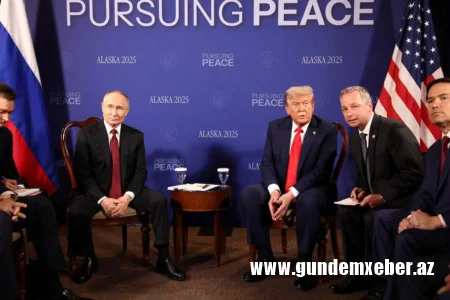 Tramp və Putinin görüşü üçün-üçə formatında davam edir