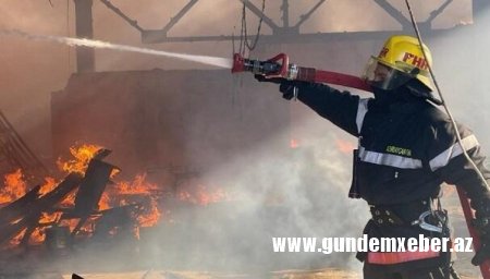 SON DƏQİQƏ! Abşeronda boya istehsalı zavodu yanır