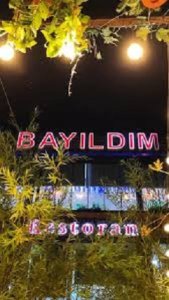 Həqiqətən müştərini bayıldan "Bayıldım" restoranı - ŞİKAYƏT