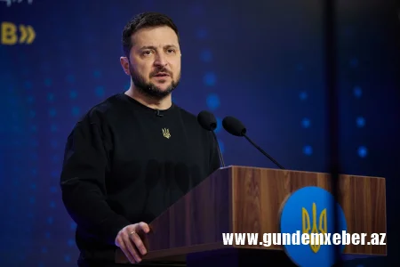 Zelenski Böyük Britaniya kralına minnətdarlığını bildirib