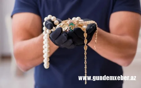 Sinif yoldaşının evinə qonaq getdi, oğurluq etdi