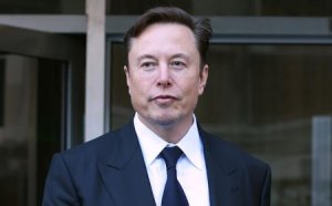 “İlon Mask “Tesla” səhmlərini 1 milyard dollara aldı” - “Bloomberg”